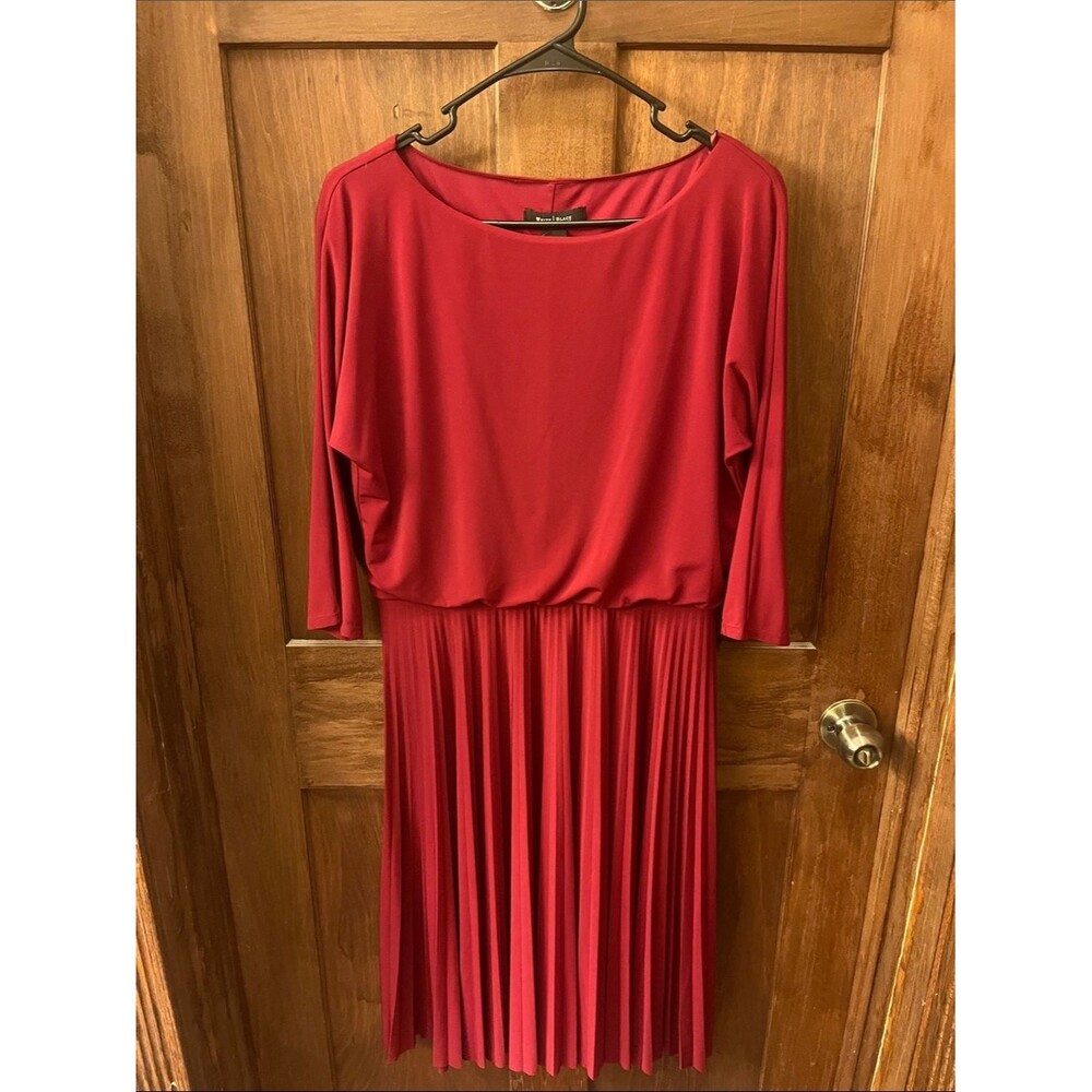 White-house-black-market Women's Red and Pink Dress